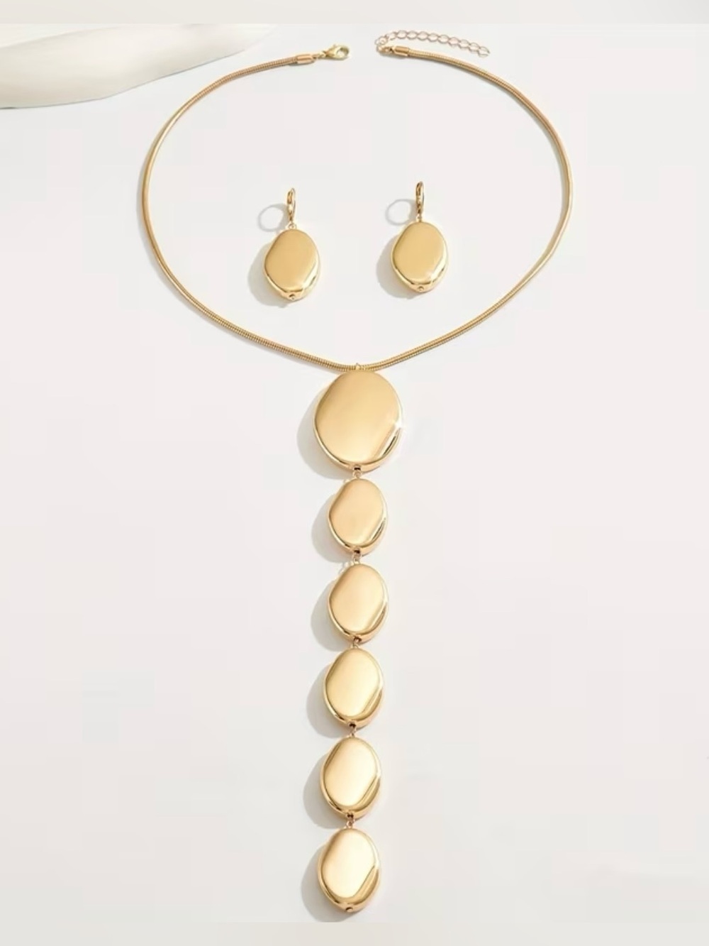 NEW! Statement Gold Oval Drop Necklace & Earrings Set.  💛 B0-23